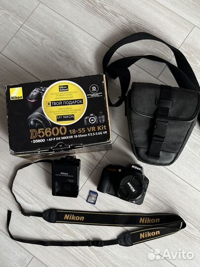 Nikon D5600 18-55 f/3.5-5.6G VR Kit
