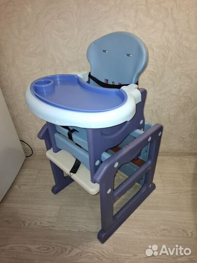 Детский стульчик для кормления