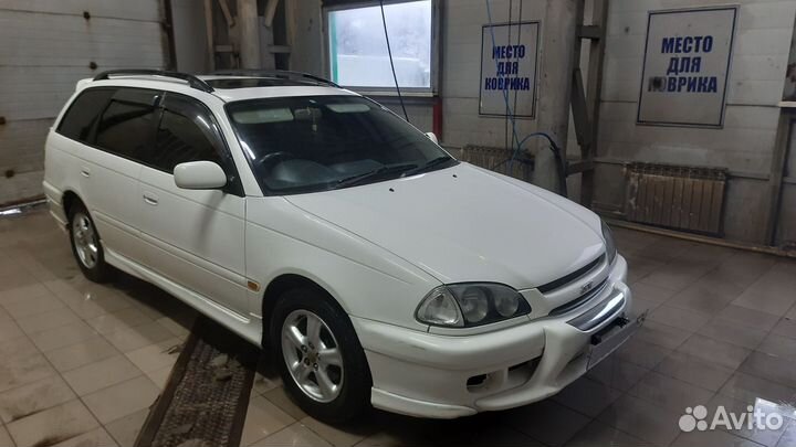 Toyota Caldina 2.0 AT, 1998, 225 000 км