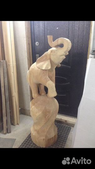 Скульптура из дерева 