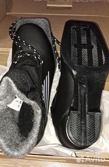 Лыжные ботинки trek SkiinglK1 75