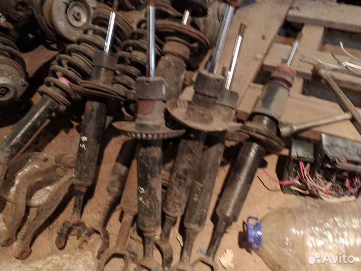 Стойки передние задние Audi A6 C5