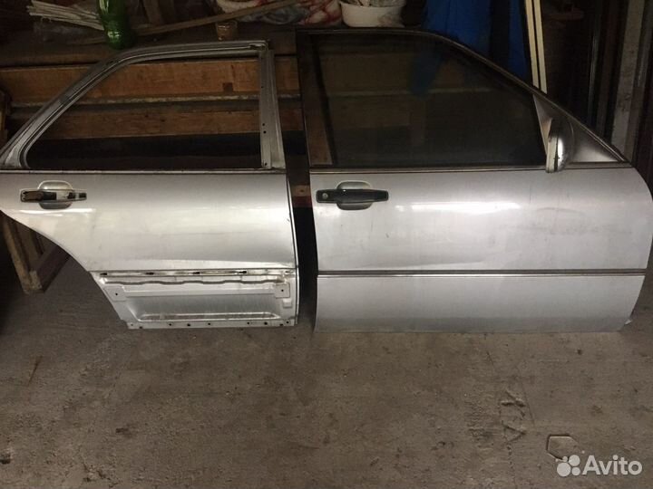 Двери на mercedes 140
