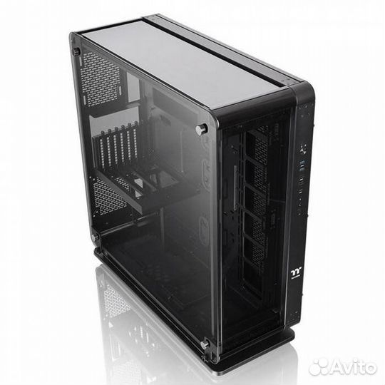Компьютерный корпус Thermaltake core P8 black wall