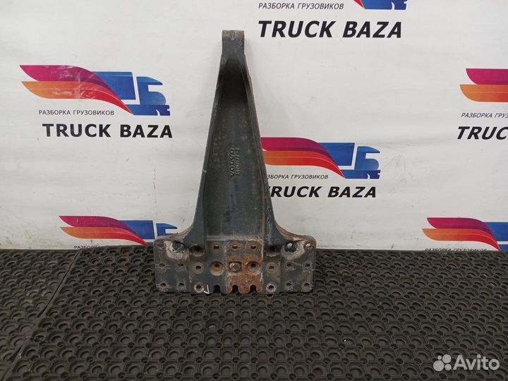 Кронштейн реактивной тяги Volvo FM