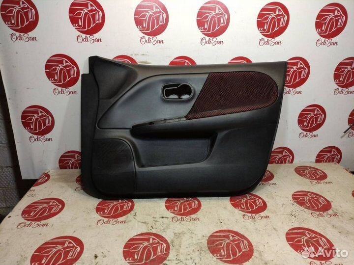 Обшивка двери карта Nissan Note E11 HR16DE 2007