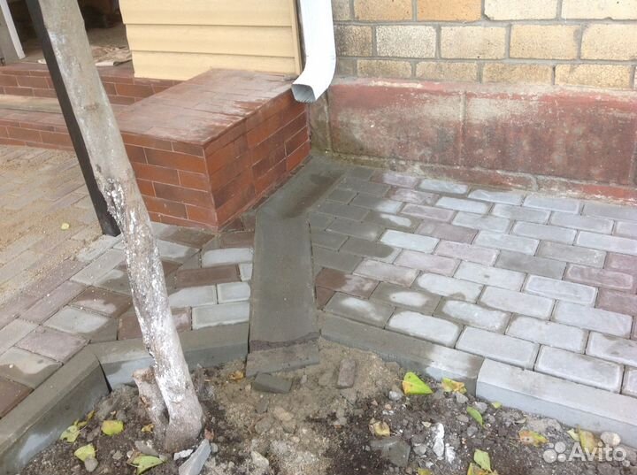 Укладка тротуарной плитки