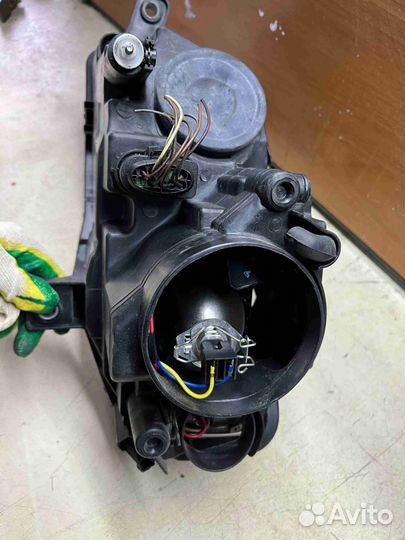 Фара правая Volkswagen Passat