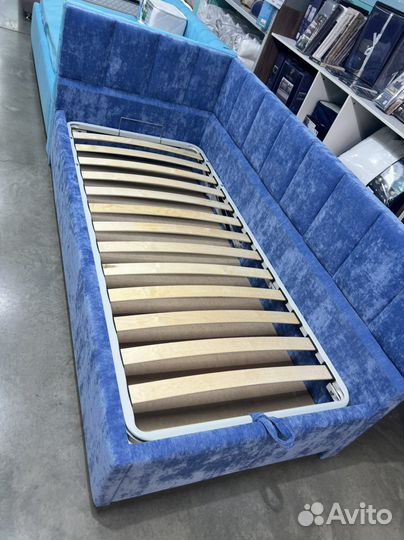 Детская кровать угловая