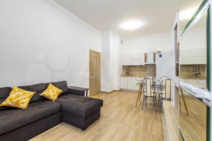 1-к. квартира, 43 м², 1/18 эт.