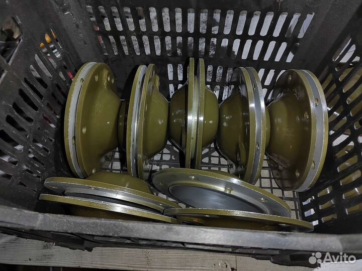 Крышка катка мтлб 8.32.111