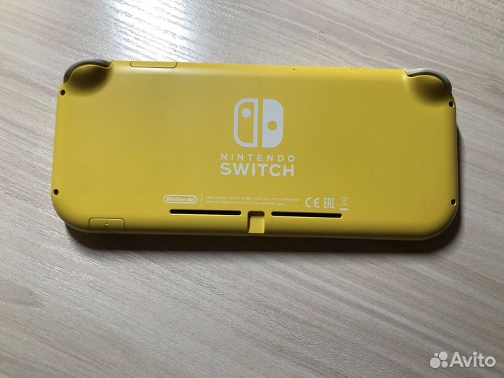 Портативная игровая приставка nintendo switch lite