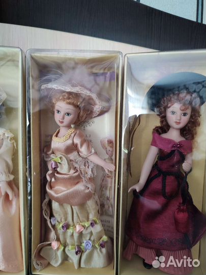 Кукла фарфоровая коллекционная