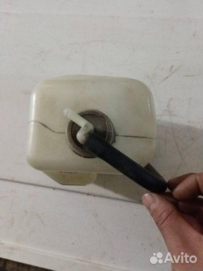 Бачок расширительный Mitsubishi Lancer 2010