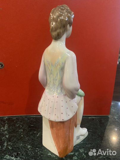 Фарфоровые статуэтки киев