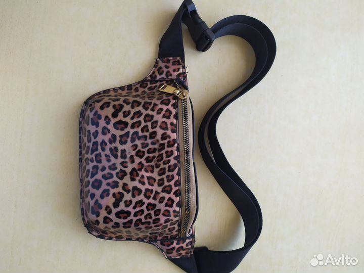 Поясная сумка