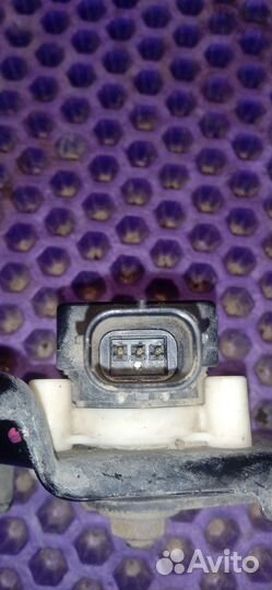 Датчик положения кузова Honda Crosstour