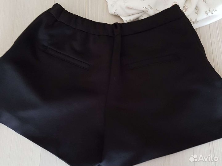 Блузка и шорты