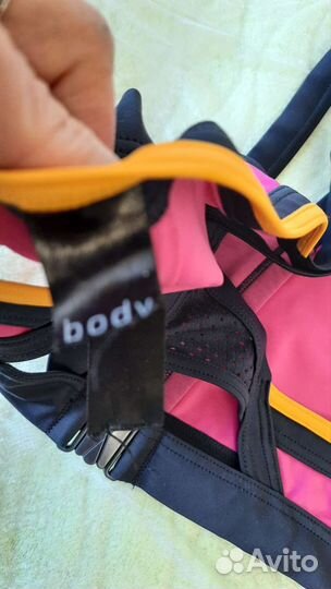 Спортивный топ, топик, майка короткая