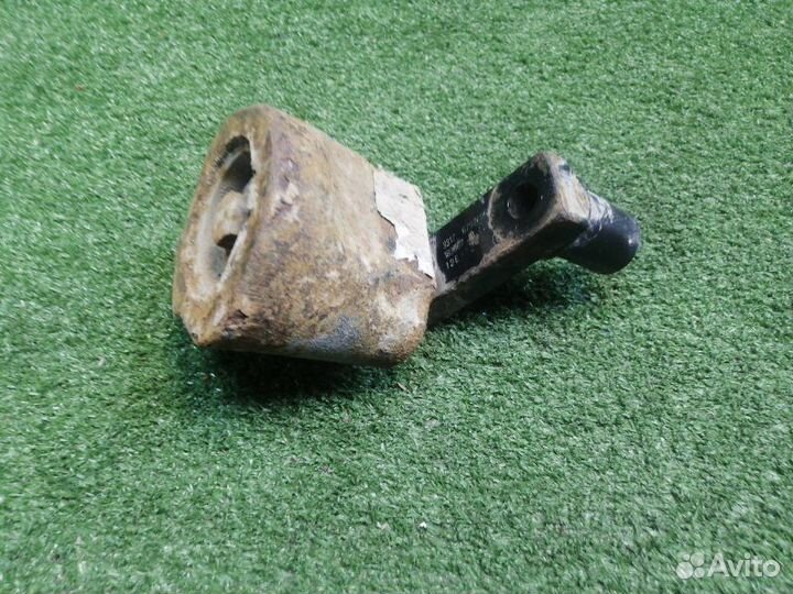 Кронштейн задний левый Bmw X3 F25 20DX N47N 2012