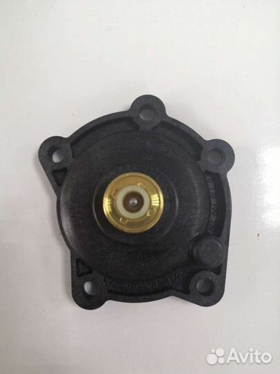 Крышка гидроблока на газовые колонки Bosch