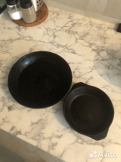 Чугунная сковорода