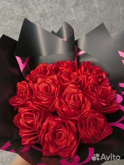 Букет из атласных лент