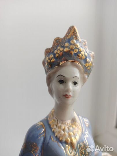 Статуэтка Хозяйка Медной горы старая гжель