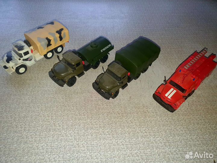 Модельки коллекционные