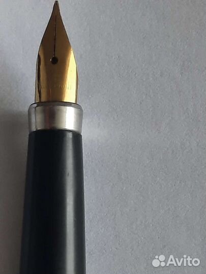 Чернильная ручка