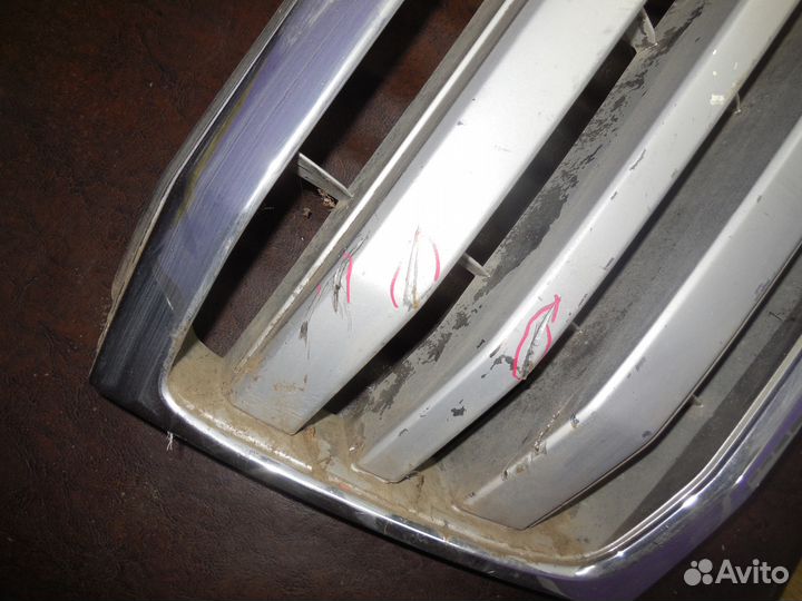 Решетка радиатора для Toyota Land Cruiser 100