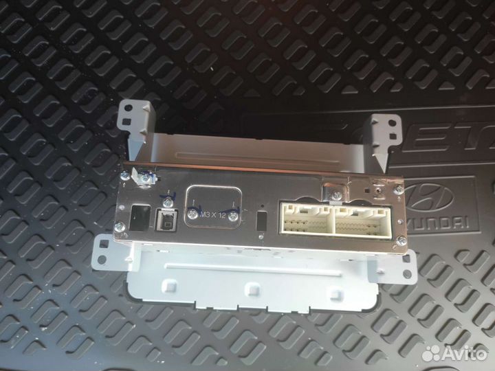 Автомагнитола