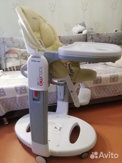 Стульчик для кормления Peg-Perego Tatamia Follow