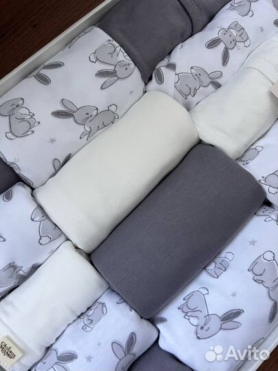 Комплект одежды для новорожденных(новый)