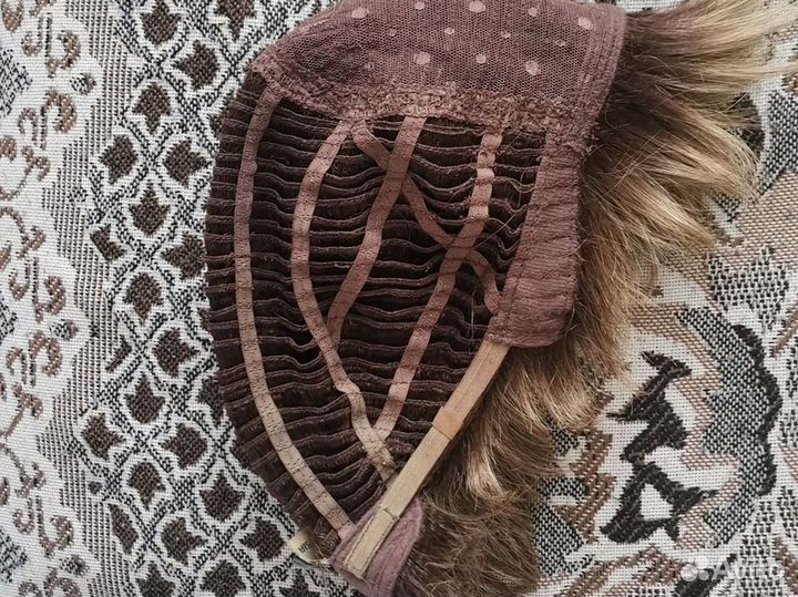 Парик женский натуральный короткий