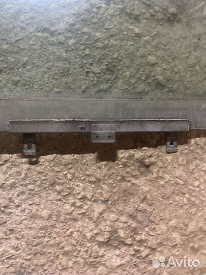 Стекло переднее VW Passat B3