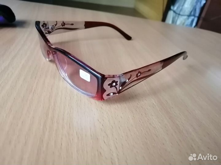 Очки -1,0 женские новые