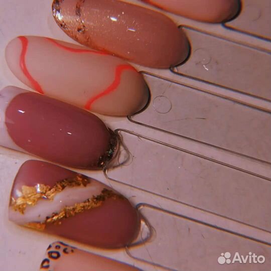 Маникюр с покрытием гель-лаком