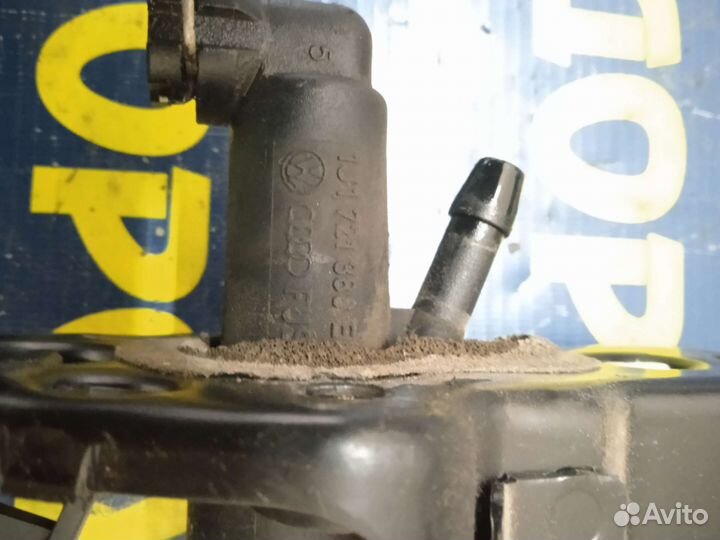 Педаль сцепления Skoda Octavia Tour