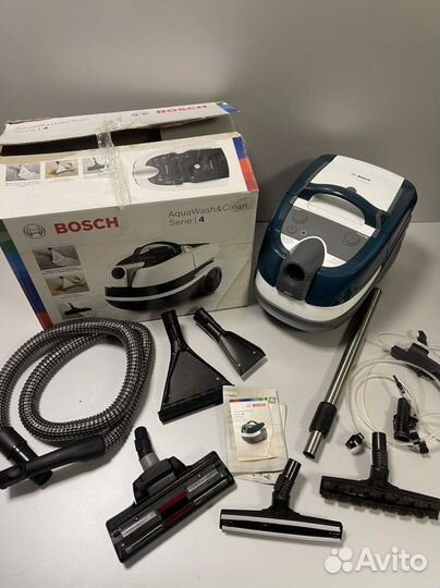Моющий пылесос Bosch BWD41720