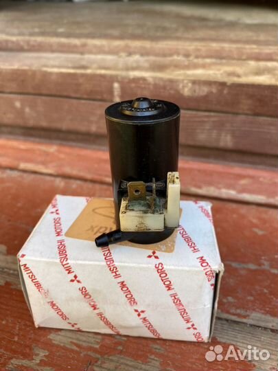 Моторчик омывателя стекла Suzuki Grand Vitara