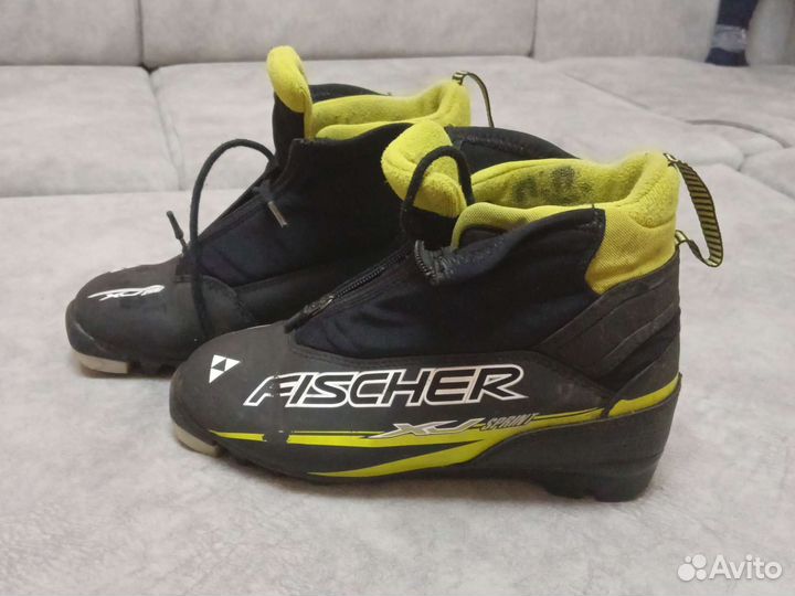 Лыжные ботинки fisher