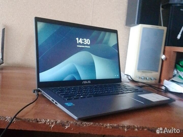 Ноутбук asus X415:
