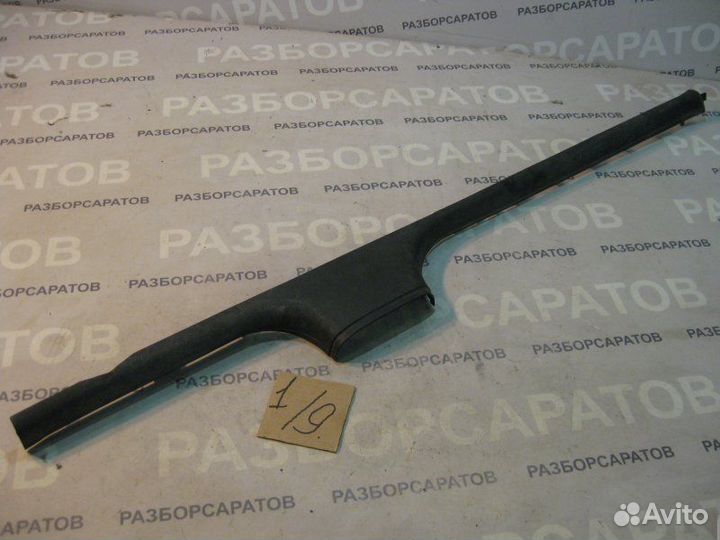 Накладка порога (внутренняя) правая Skoda Octavia