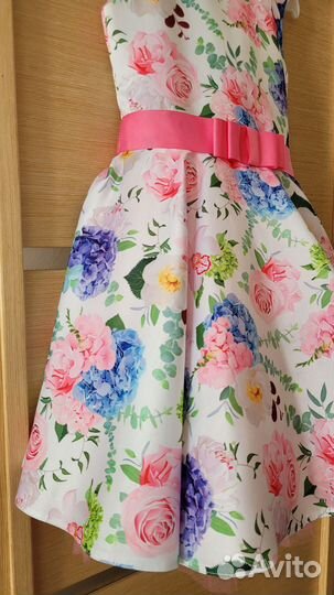 Нарядное платье для девочки