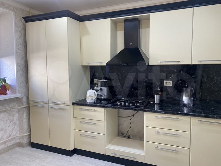 1-к. квартира, 35 м², 1/4 эт.