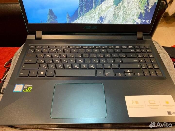Asus 15.6 i5-8250U 4яд8пт GTX1050 6Gb SSD128 hdd1t