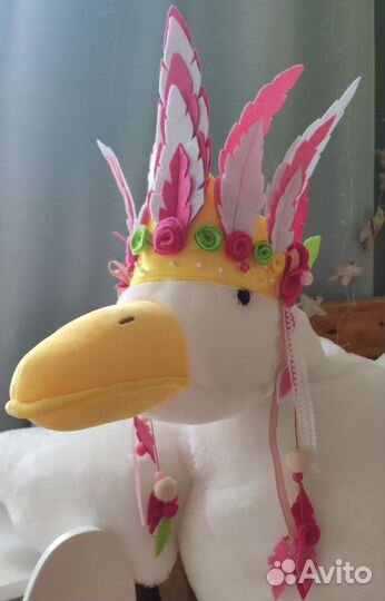 Головной убор из перьев