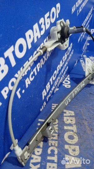 Задний правый стеклоподъемник Renault Megane 1