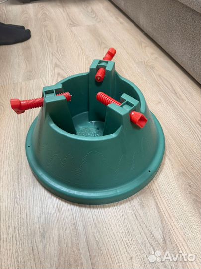 Подставка под елку